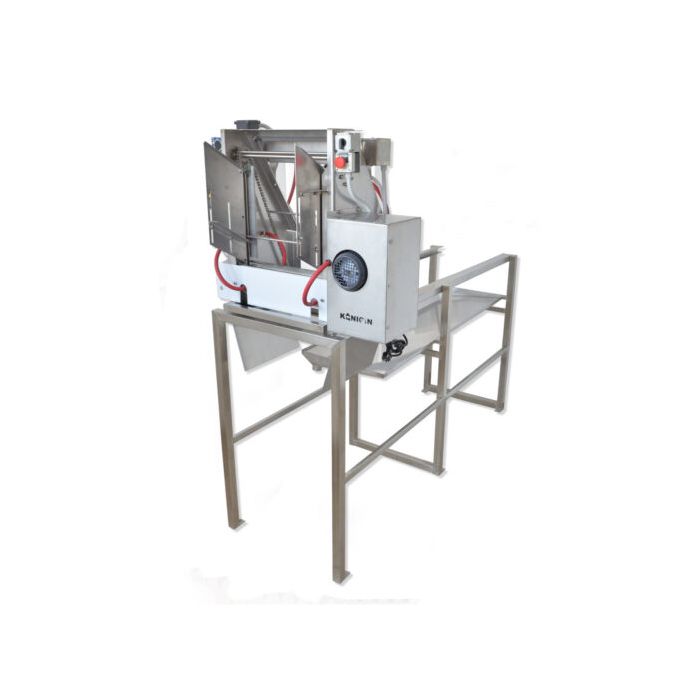 Uncapping Machine Automatic (Königin) with heated oscillating knives + 1.5m long tank with frame slide